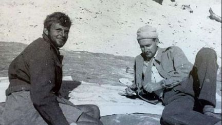 Mike Sadler and SAS Founder David Stirling together in the desert