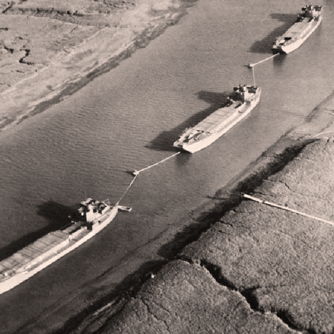 Dummy landing crafts used as decoys in south eastern harbours in the period before D-Day