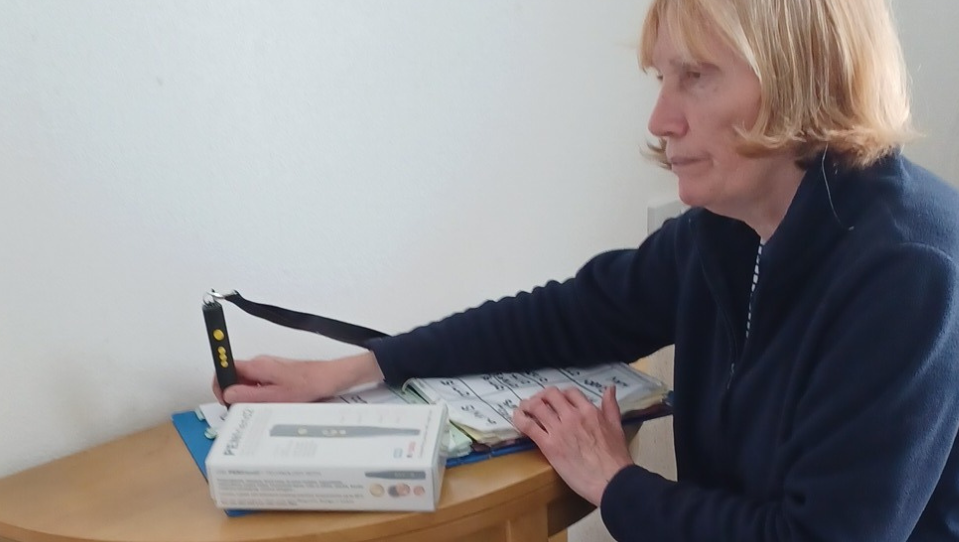 Blind veteran Jill using tech